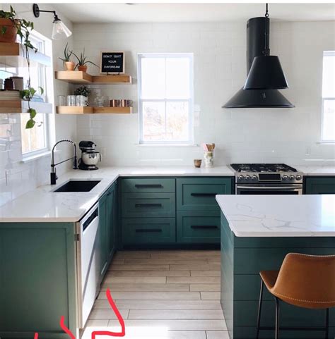 Amazing gallery of interior design and decorating ideas of tuxedo kitchen cabinets in dining rooms, kitchens by elite interior designers. SW-Rocky River Tuxedo with all lowers dark including island. Better for smaller scale kitchen ...