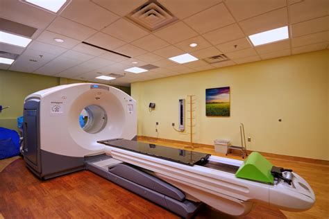 Uc Health Memorial Hospital Petct Scan Room — Intergroup Architects