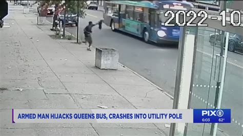 Armed Man Hijacks Queens Bus Crashes Into Utility Pole Police Say Pix11
