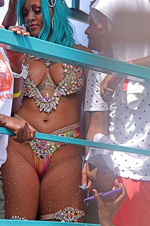 Rihanna 2017 Barbados Carnival Amazing Thick Ass Tits 22 Pics