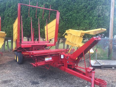 New Holland 1036 For Sale In Greenleaf Idaho