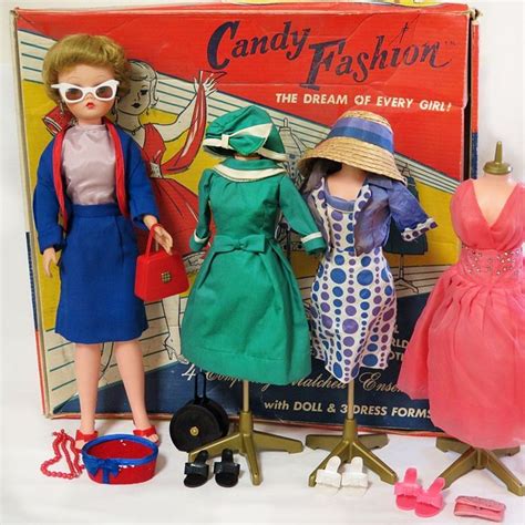 19 Vinyl Candy Fashion Doll And Wardrobe T Set Includes Dressed