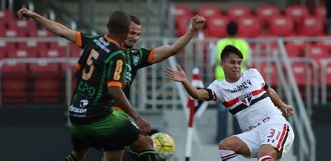 Em crise, o são paulo é apenas o 11º colocado no brasileiro, com 28 pontos. SPNet - Luiz Araújo é relacionado pela 1ª vez na ...