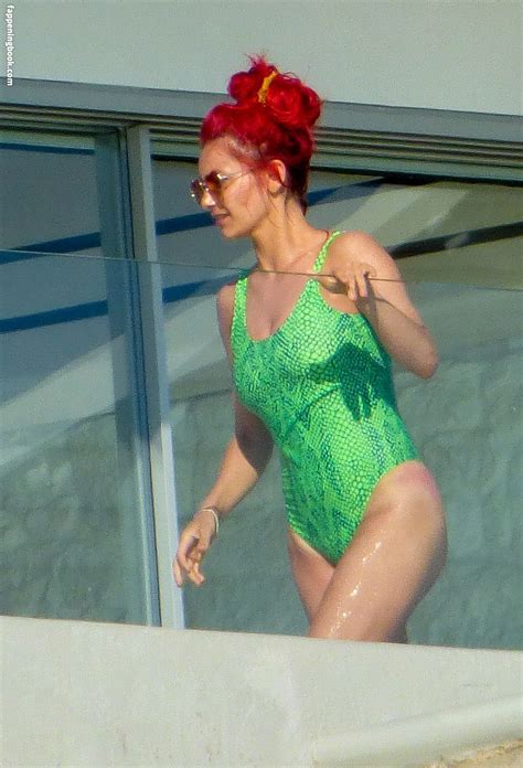 Dianne Buswell Nude OnlyFans Leaks Fappening FappeningBook
