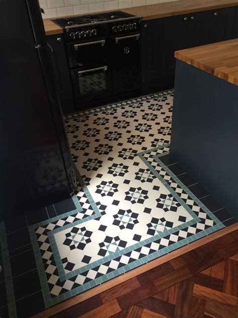 London Mosaic Tiled Victorian Floor Modern Kitchen Traditional