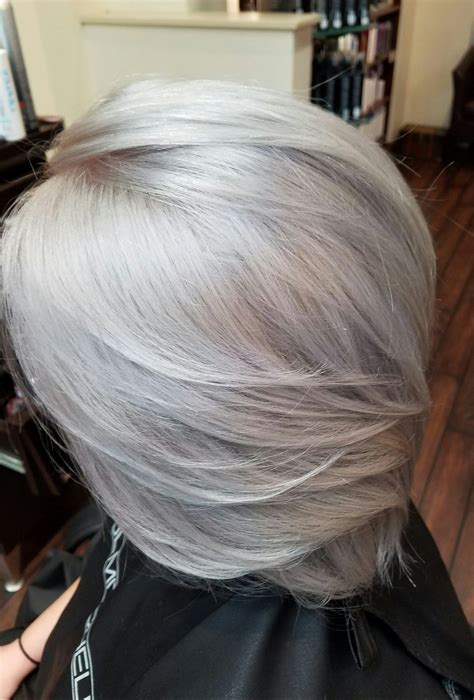 Platinum Grey Hair Color Photos Cantik