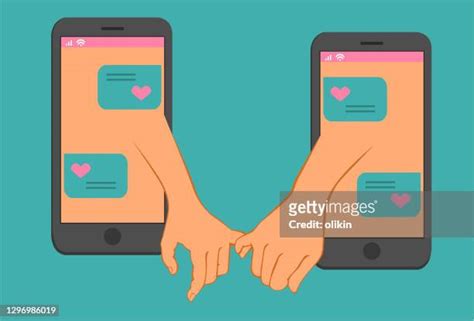 Long Distance Relationship Photos And Premium High Res Pictures Getty Images