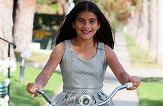 latina bicykel fahrrad autism middle teenagers pexels preteen adolescent opvoeden hispanic