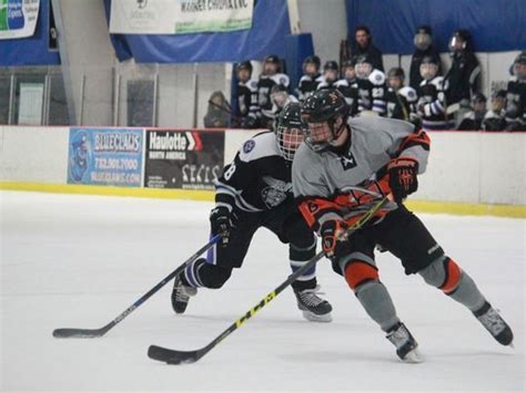 Middletown North Hockey Focused On Title Run For 2018 The Lions Roar