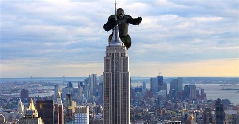King Kong On Top Of The Empire State Building
