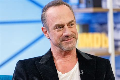 Chris Meloni Had Big Response To Internet Breaking Photo Of His Butt