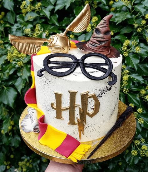 Hogwarts Birthday Cake Ideas Images Pictures