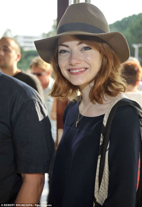 Adorable In A Hat Emma Stone Emma Stone Makeup Emma