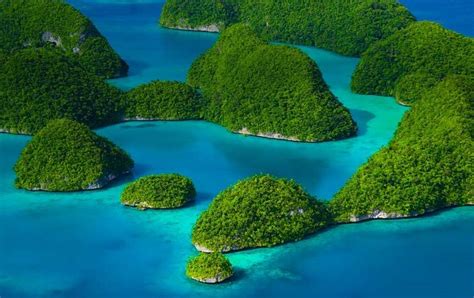 Резултат слика за Palau Micronesia Rock Island Uninhabited Island