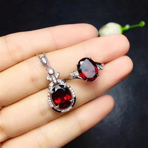 Natural Red Garnet Gem Ring Pendant Natural Gemstone Jewelry Set