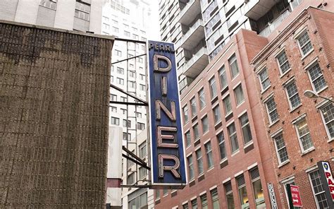 Desain rumah type 36/60 : The State of the New York Diner | Extra Crispy