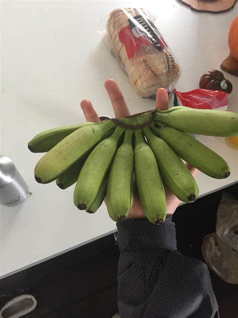 Smallest Bananas Ive Ever Seen Rmildlyinteresting