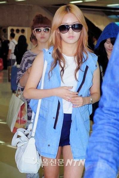 Top 10 Female Idols With Stylish Airport Fashion Part 2 Daily K Pop News