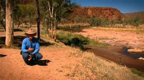 Red Centre Boggy Hole Waterhole Hot Spot Youtube
