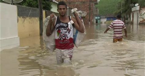 Jornal Hoje Quinze Cidades De Pe Estão Em Estado De Calamidade Por Causa Da Chuva