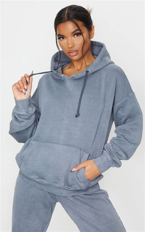 charcoal grey oversized washed hoodie prettylittlething ca