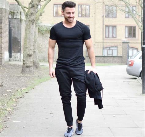 How To Wear Joggers For Men Eduaspirant