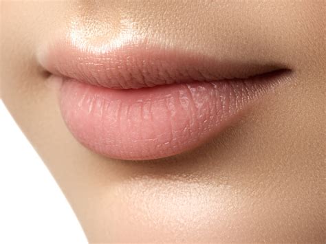 Sulit Menentukan Lipstik Nude Yang Sesuai Untuk Anda Ini Tips Mudah