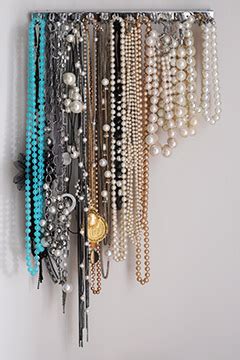 How To Store Necklaces YLF