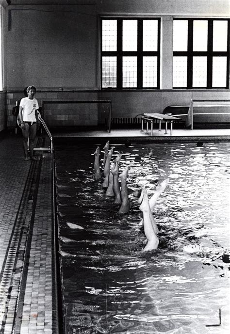 Synchronized Swimming Vintage Style Vintage Photography Fashion