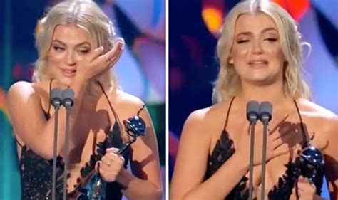 Britain S Got Talent Fans Shock As Amanda Holden Grabs Her Boobs As She