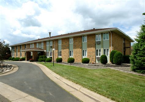 Lawnview Apartments In Superior Wi