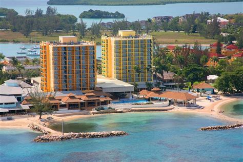 Hotel Sunset Beach Resort Spa Waterpark Jamajka Montego Bay Invia