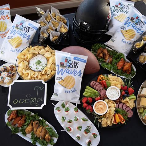 Start with some cheese and crackers, then veggies and dip (to get the healthy part out of the way). Super Bowl Party Appetizer Ideas - Easy and Delicious ...