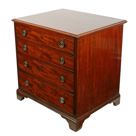 Small Georgian Chest Of Drawers Fine Antique Furniture Antique Bedroom Furniture Antique Chest