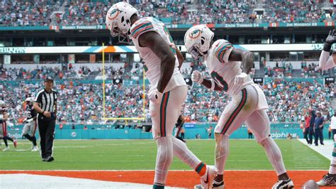 Dolphins Duo Of Jaylen Waddle Tyreek Hill Heating Up At Right Time