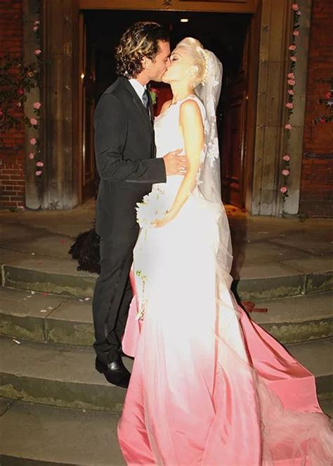 Gwen stefani looks like a princess at magical disneyland performance. TBT: Gwen Stefani and Gavin Rossdale's Iconic Wedding ...