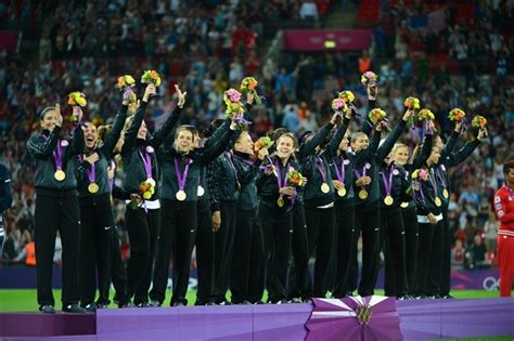 Behind The Scenes Us Womens Soccer Gold Medal Ceremony Us Beat