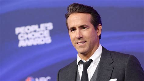 T Mobile To Buy Ryan Reynolds Mint Mobile The New York Times