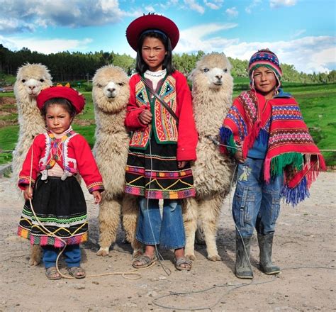 Spotlight Machu Picchu Kids Discover