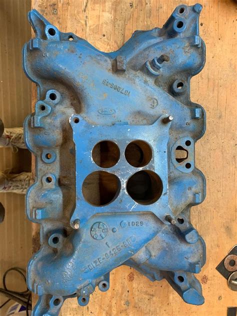 Ford 351c 351 Cleveland 71 72 Intake Manifold 4v Spread Bore D1ze