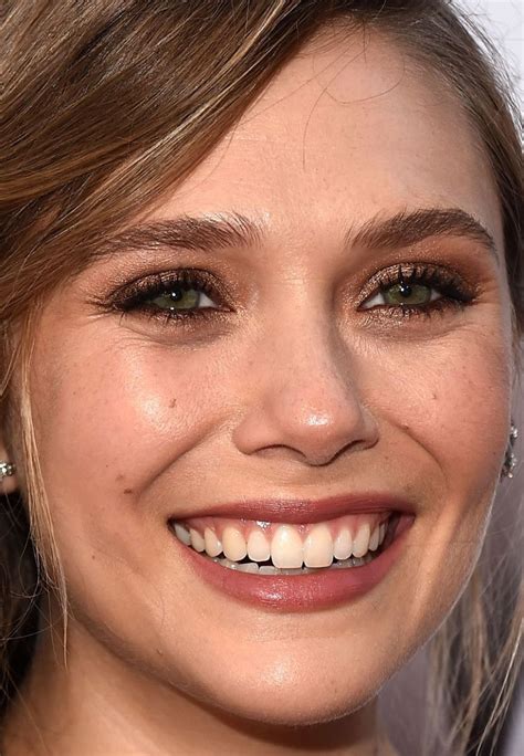Close Up Of Elizabeth Olsen At The 2017 Premiere Of Wind River