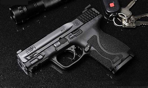 In A Crowded Handgun Market The Mandp 20 Compact Gets A Lot Right The