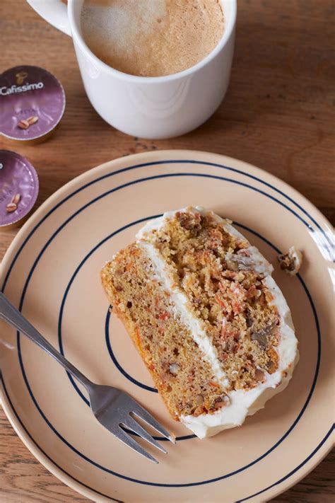 It's time for kaffee und kuchen! Kaffee, Kuchen und Möhren…. Wir haben in der neuen Küche ...