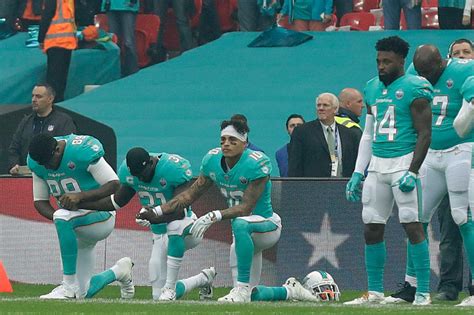 fox ignores the nfl s national anthem kneelers