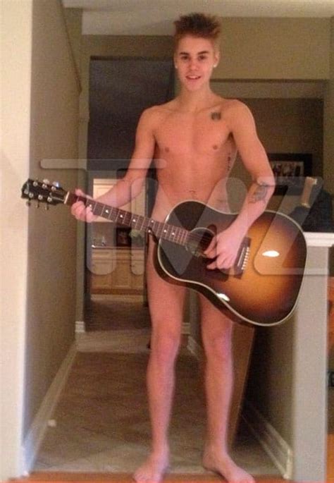 Justin Bieber desnudo el pene más deseado SIN CENSURA