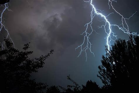 Hd Wallpaper Photograph Of Lightning Strike Gray Skies With Lightning