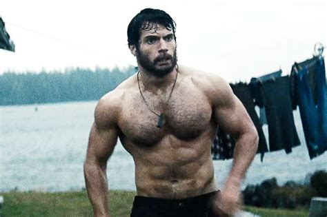 New Superman Trailer And Henry Cavill Shirtless Pictures In Man Of Steel