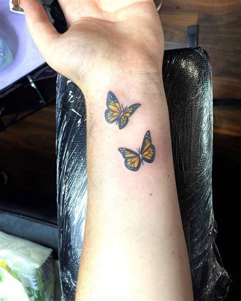 Share 76 Wrist Small Butterfly Tattoo Best Esthdonghoadian