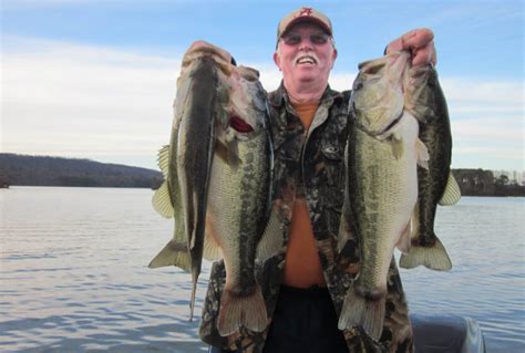 A Best Day Of Bass Fishing Ever At Lake Guntersville With Phillip Criss