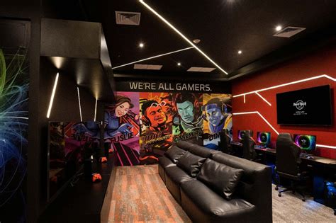 This Is The First Hyperx Video Game Room In Mexico With Virtual Reality